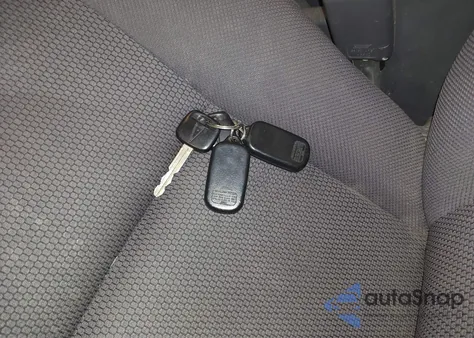 2005 Pontiac Vibe из США, поврежденный, VIN 5Y2SL63895Z475010